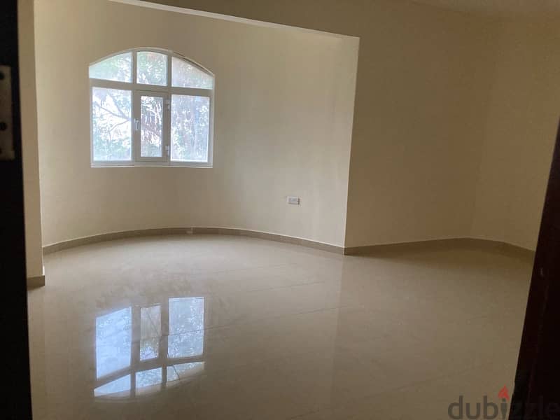 three bedrooms flat for rent mawalleh city center 9