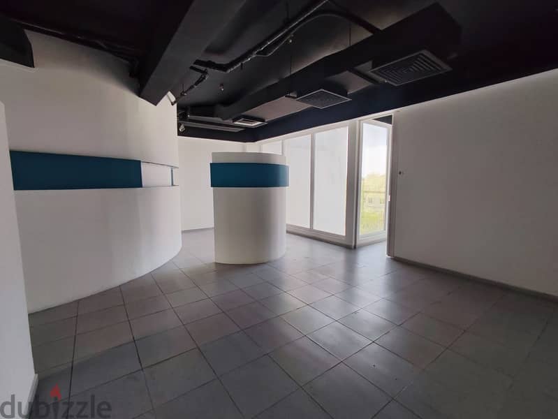 1Premium Deal for fitted or unfitted offices available to let in QURUM 2