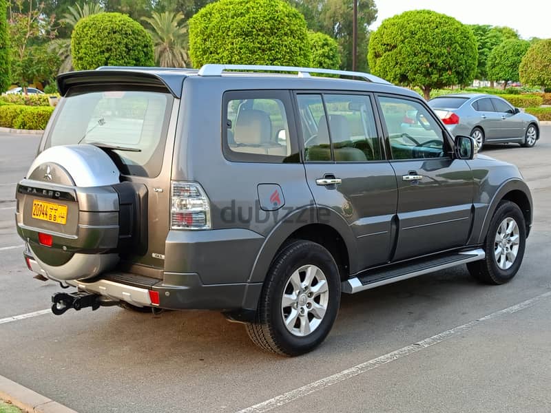 ميتسوبيشي باجيرو 2012 GLS مالك ثاني وكالة عمان Mitsubisihi Pajero GLS 3