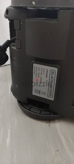 one vacume cleaner black+decker with very good condition