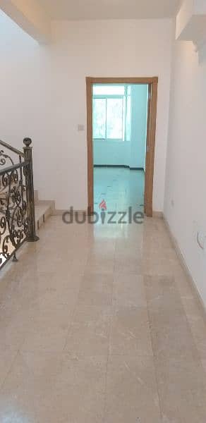 5 bhk villa for rent in Azaiba near sultan centre 2