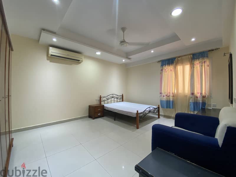 Spacious Fully Furnished 2BHK Apartment in Al Ghubra, Muscat 10