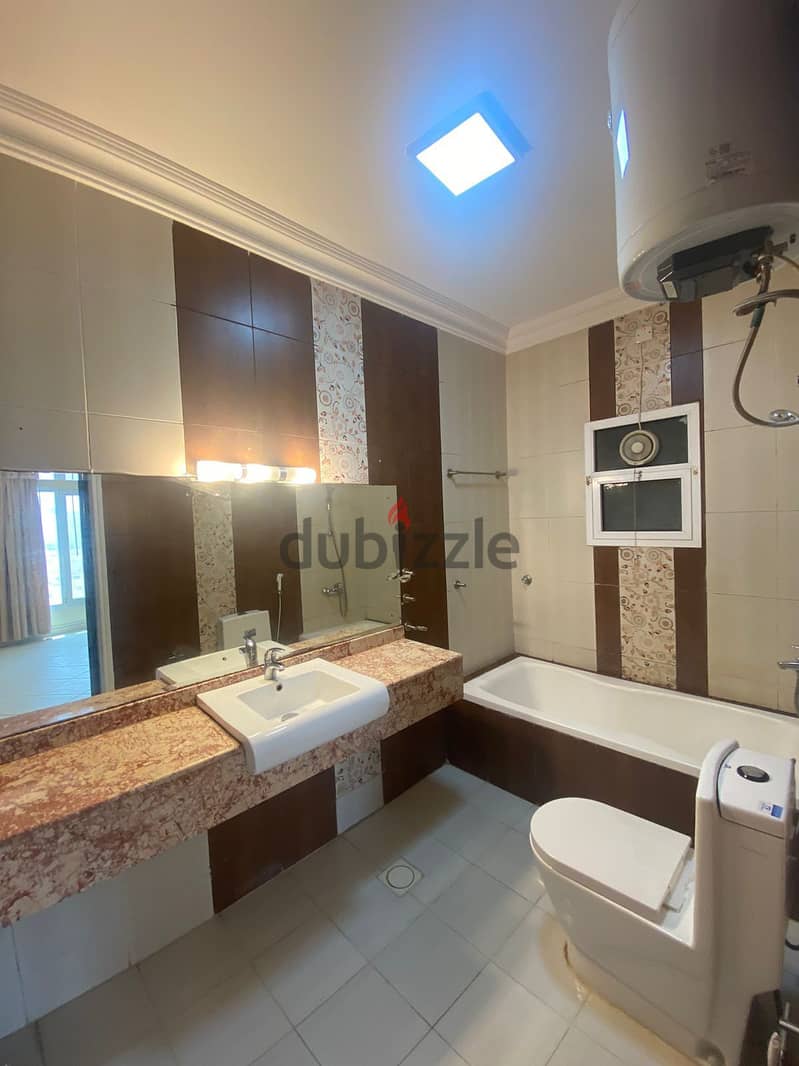 "SR-AH-579  Luxurious Villa for Rent in Al Azaiba 16