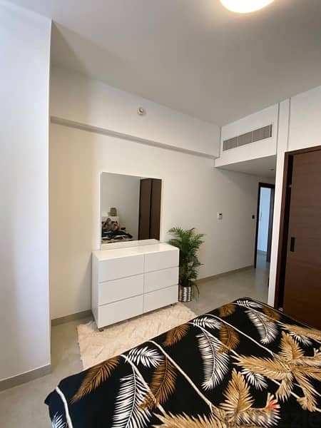 1 Bedroom apartment in muscat hills for daily rent 35 riyal 15