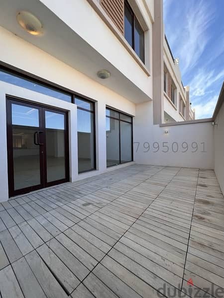 3+1 BR Villa in Muscat Hills for Rent 8