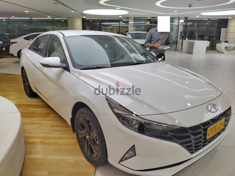 Hyundai Elantra 2023 0