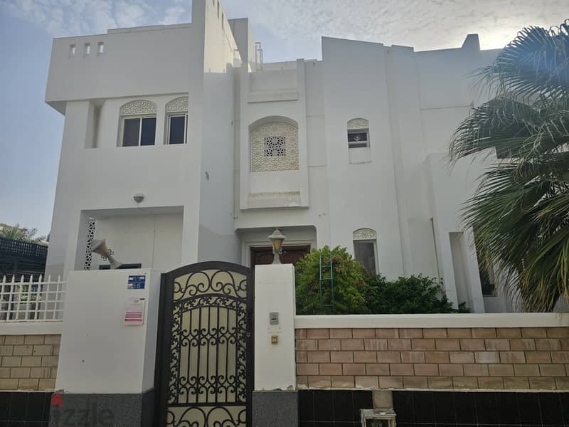 Water front villa in Qurum 15