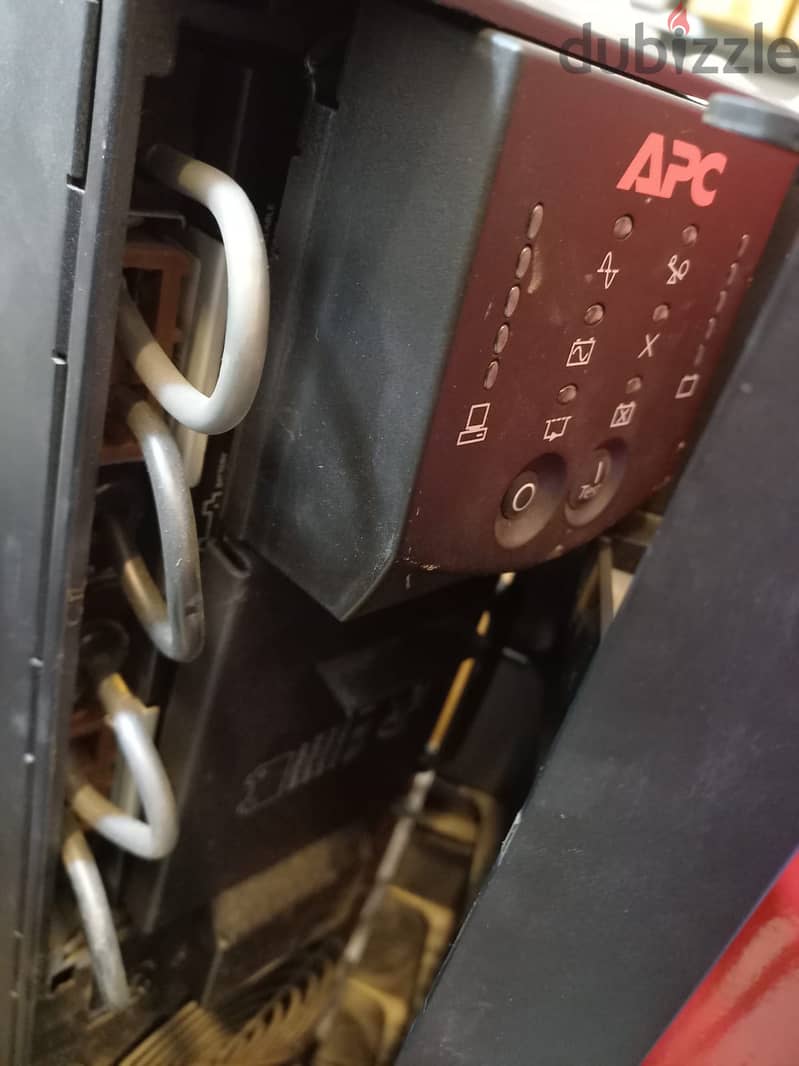 APC Smart-UPS RT 3000VA 3