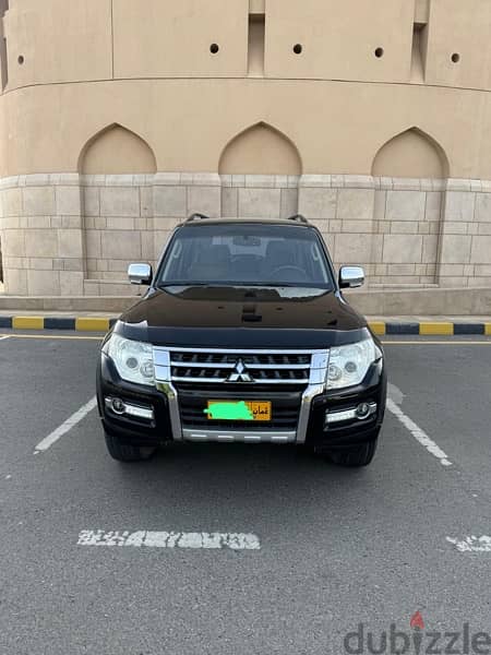 Mitsubishi Pajero 2015 1