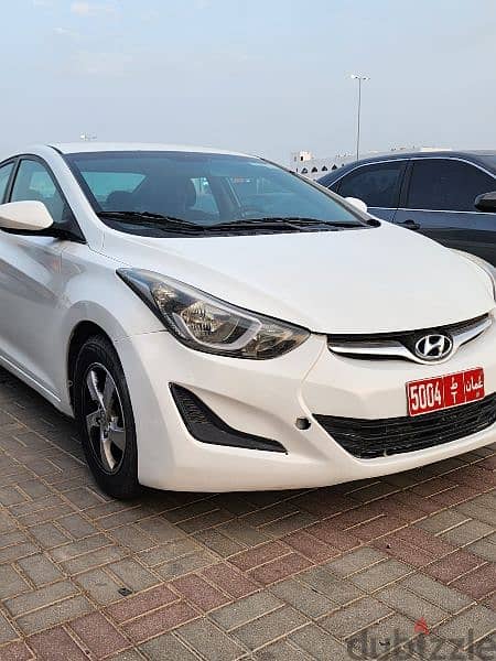 Huyndai Elantra for rent النترا للايجار 4