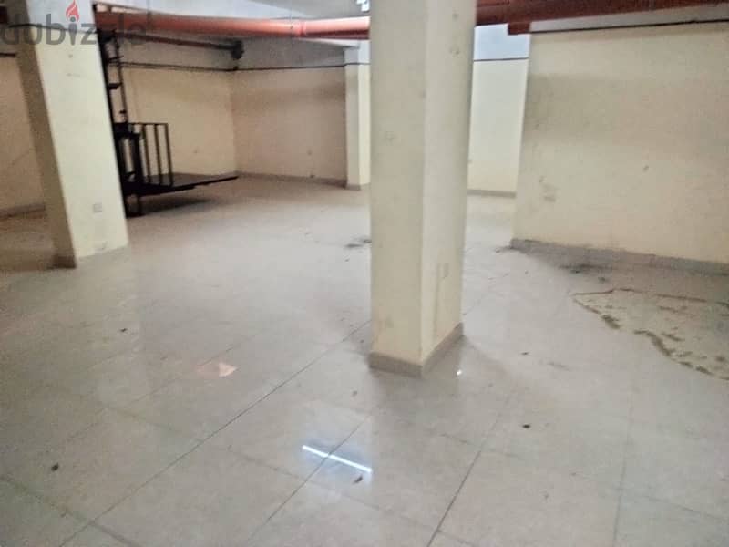 Shop for rent with the basement محل للايجار مع القبو 9