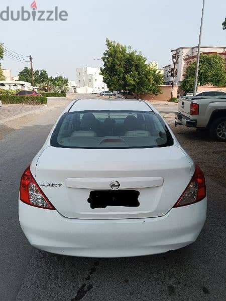 Nissan Sunny 2013 4