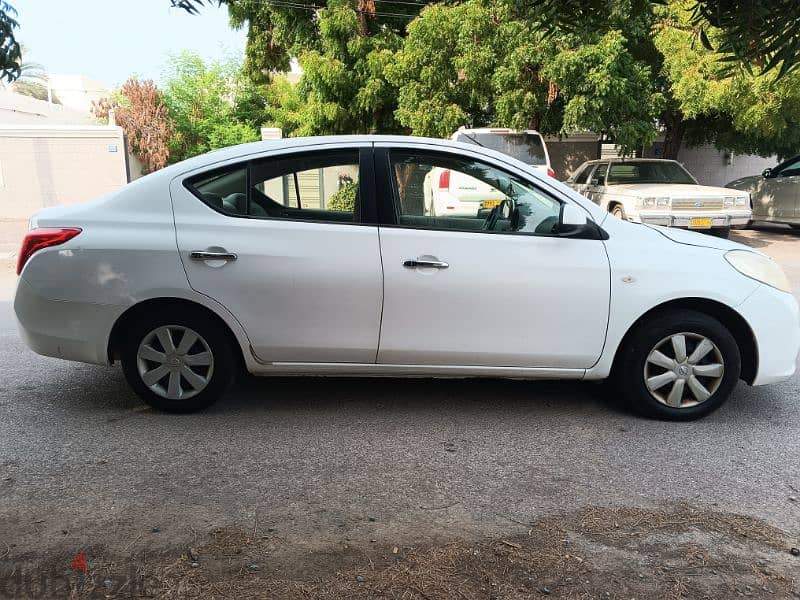 Nissan Sunny 2013 6