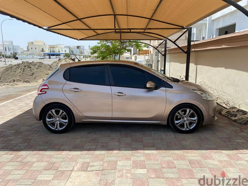 Peugeot 208 2014 0