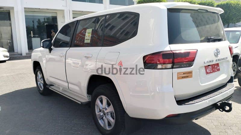 renta car - pdo fortuner 4X4 and canters and bus 3