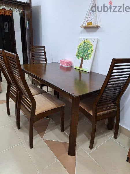 Dining table with 3nos of chairs 1