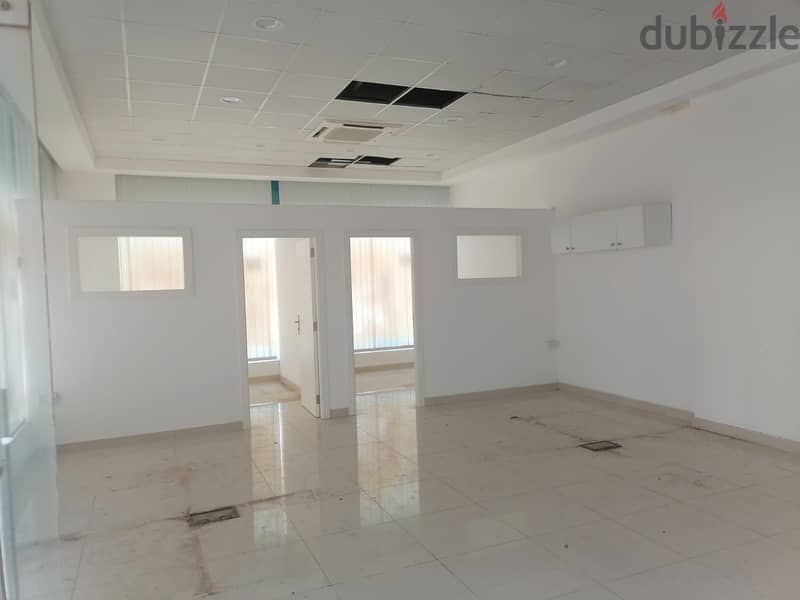 Shop/Showroom for rent in Ghala 4