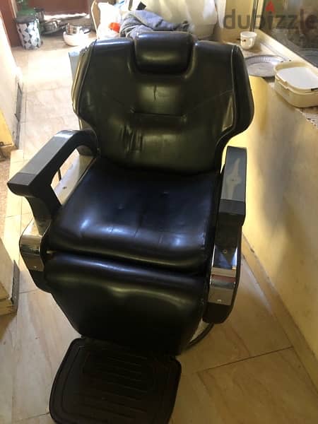 For Sale: Set of 3 Black Luxury Spa Chairs 5