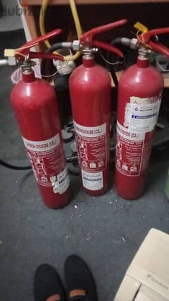 Fire Extinguisher ( cylinder )