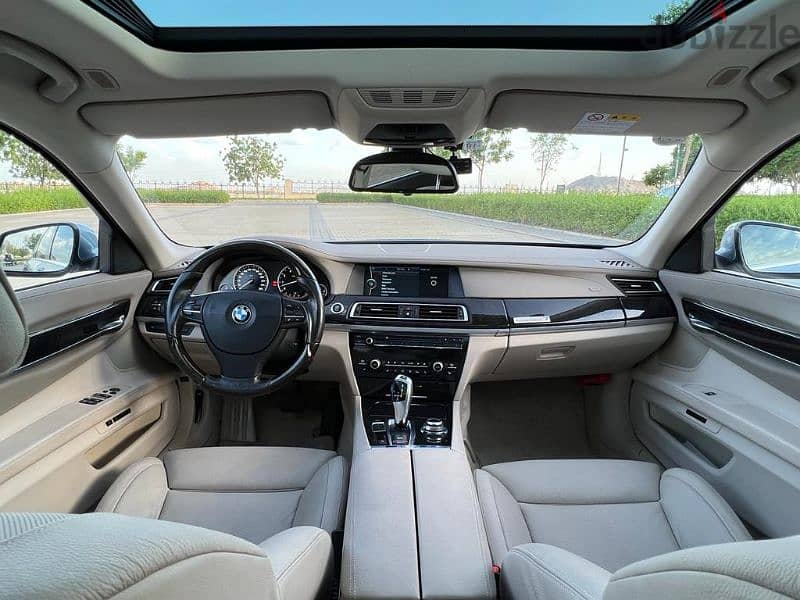 BMW 7-Series 2012 7