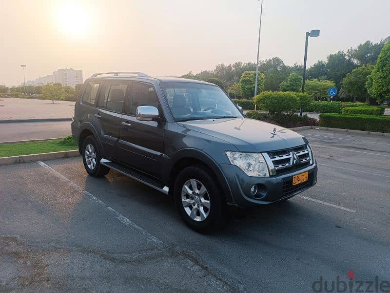 Pajero 2012 GLS 3.5 2nd Owner Oman Dealership  باجيرو مالك ثاني 2012 6