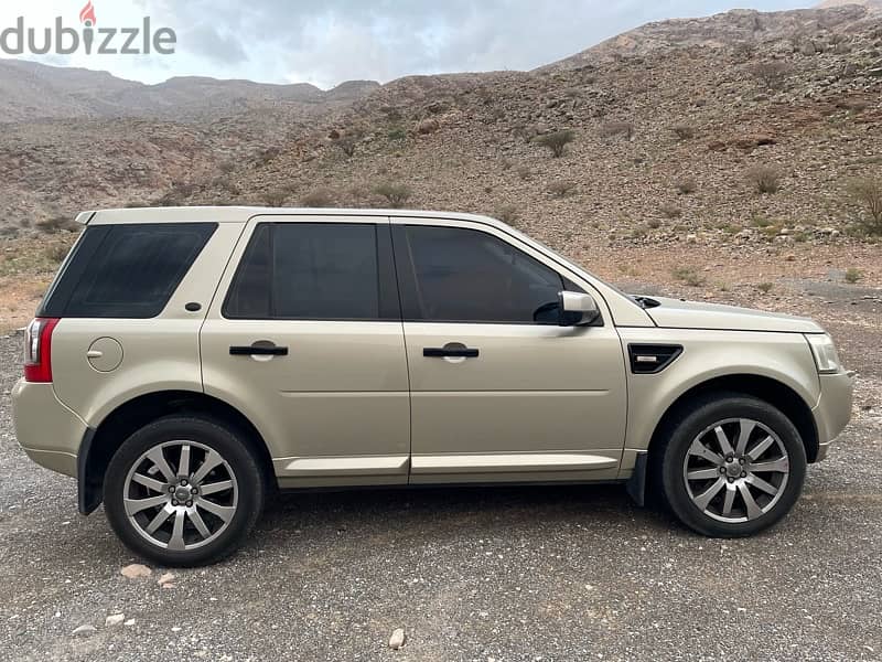 Land Rover LR2 2009 2