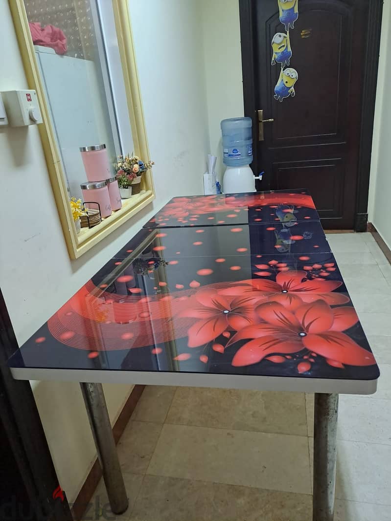 USED DINING TABLE WITH EXTENDABLE OPTION (NOT USED VERY MUCH) 1