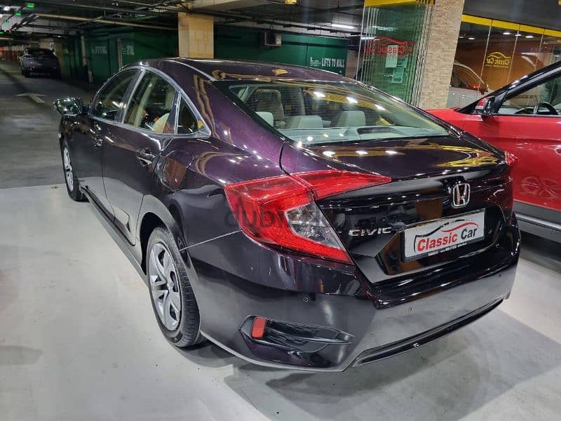 Honda Civic 2016 4