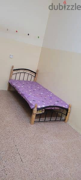 Bed space for rent Ruwi Indians 0