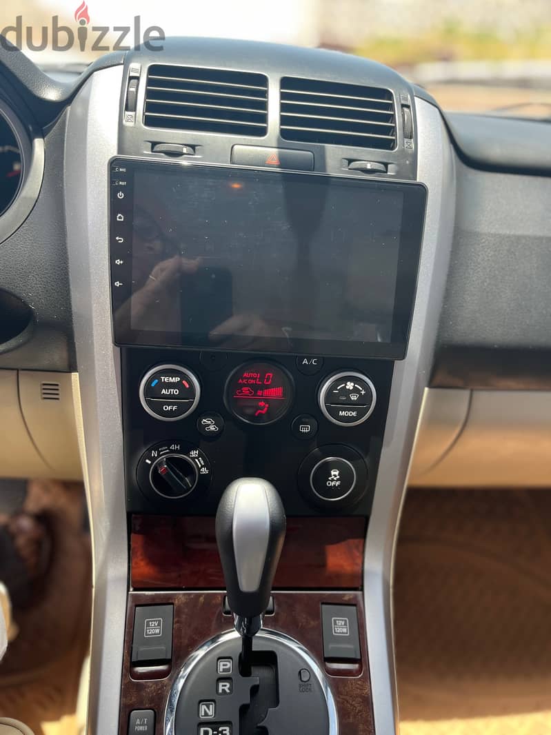 Suzuki Grand Vitara 2018 Top-End Version for immediate sale 9