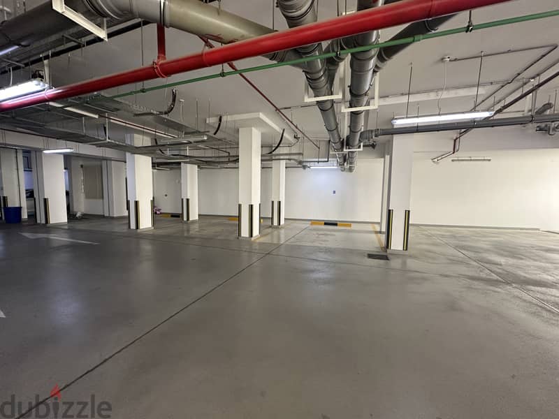 Showroom for Rent in Hamriya! 10