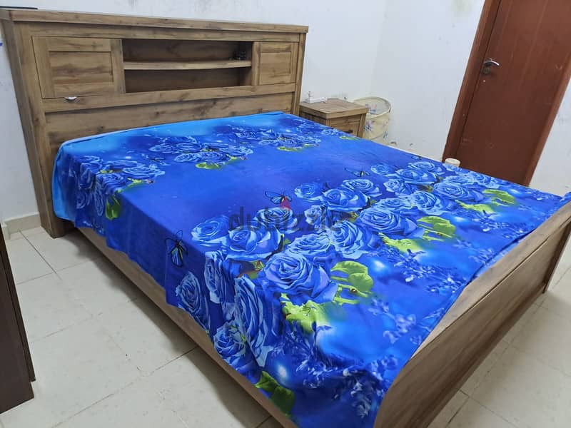 Cot with Bed and Dressing Table 1