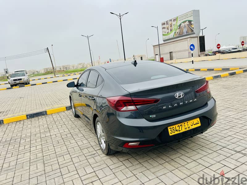 Hyundai Elantra 2021 American 9