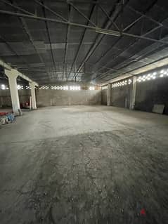 Warehouse, showroom and office opportunity in central location