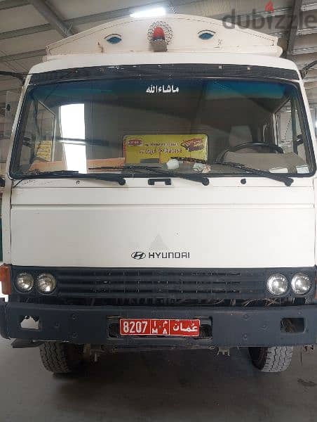 20 ton Hyundai 1995 model good condition new Tyre and new mulkiya 0