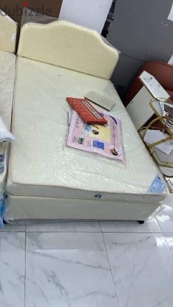 Divan bed 190x90x12cm 1