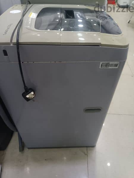 neat and clean Automatic washing machine 1