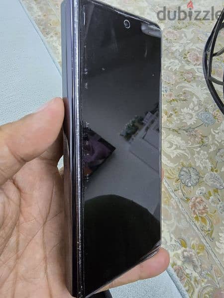 Samsung Galaxy Z Fold 4 5