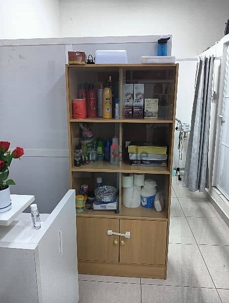 running ladies Salon for sale muscat 7