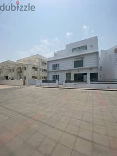 SR-MK-585**Advertisement: Commercial Villa for Rent in mawaleh south