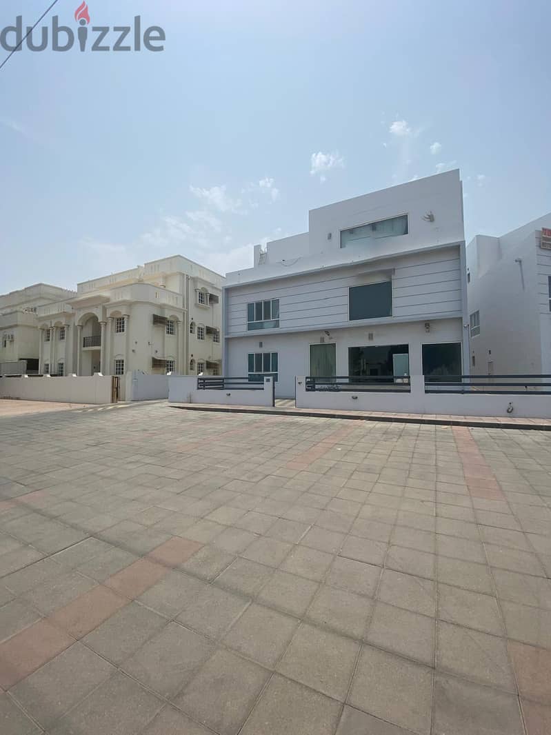 SR-MK-585**Advertisement: Commercial Villa for Rent in mawaleh south 0