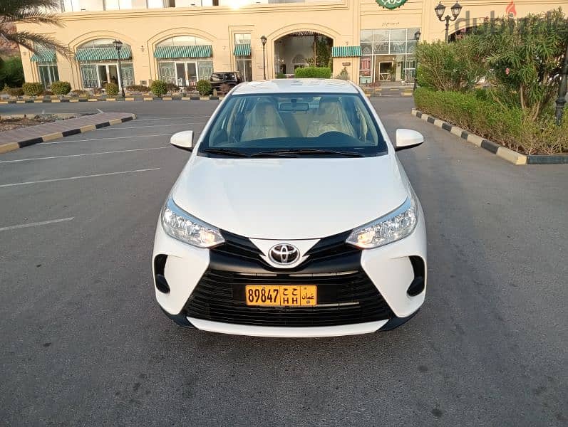 (77474894) Toyota Yaris 2022 Oman 1.5L 52kkm agency service 1