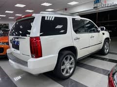 Cadillac Escalade  2012