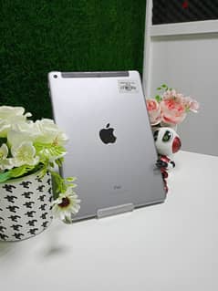 Apple iPad 5th Generation 128 GB