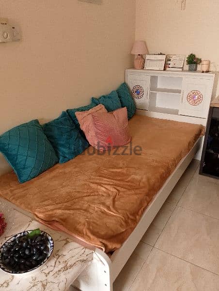 single bed with mattress 1