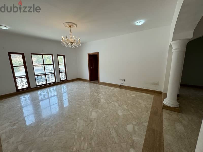 highly recommend 5+1bhk for rent in qurum heights 6