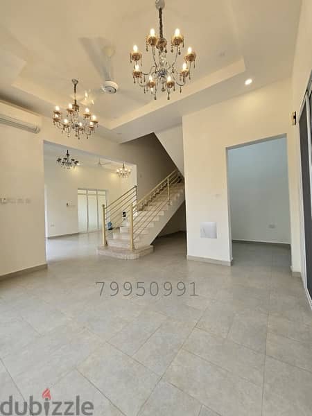 AL KHUWAIR | BEAUTIFUL UN-FURNISHED 4+1 BR VILLA 3