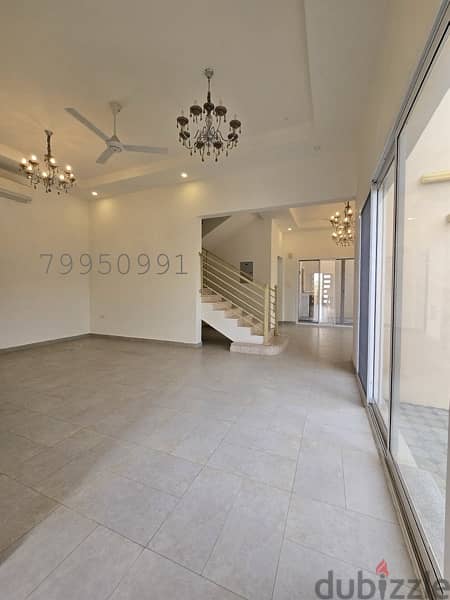 AL KHUWAIR | BEAUTIFUL UN-FURNISHED 4+1 BR VILLA 7