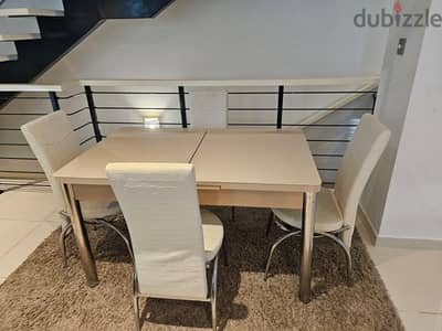 Dinning Table