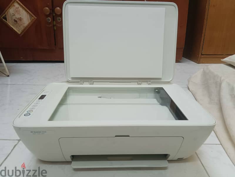 hp printer Deskjet 2620 (ONLY 6 rial ) price can be negotiated 5